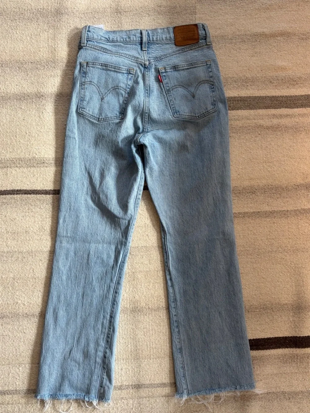 Levis Ribcage Straight - Picture 2 of 13